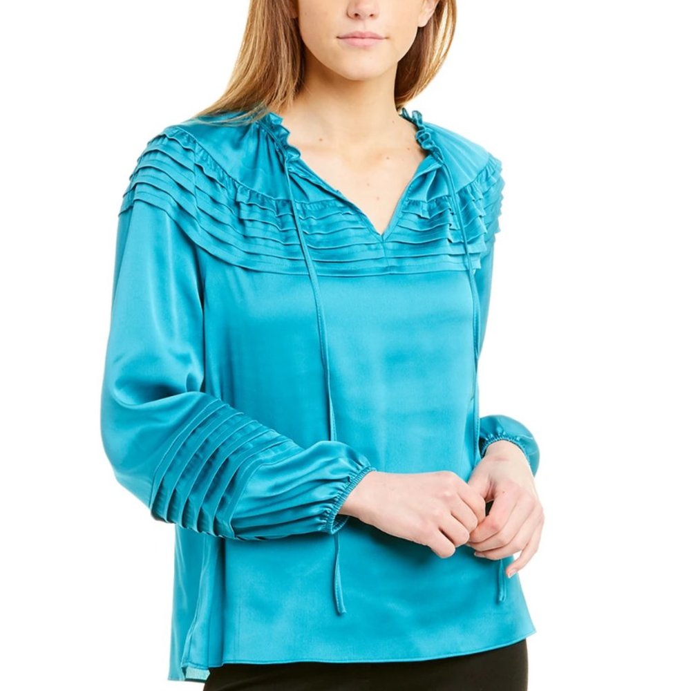 NWT Laundry By Shelli Segal Top